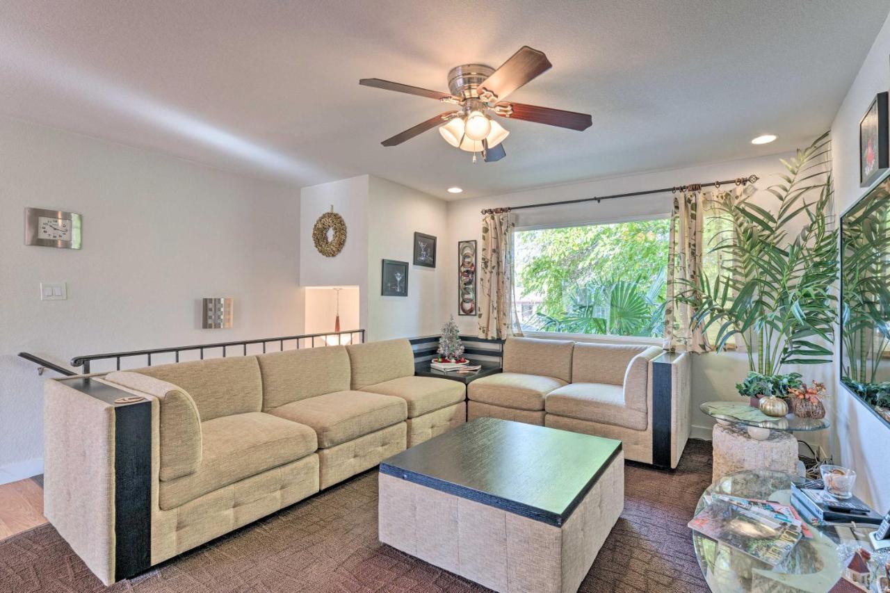 Vegas Oasis Home With Pool And Spa 7 Miles To Strip 拉斯维加斯 外观 照片