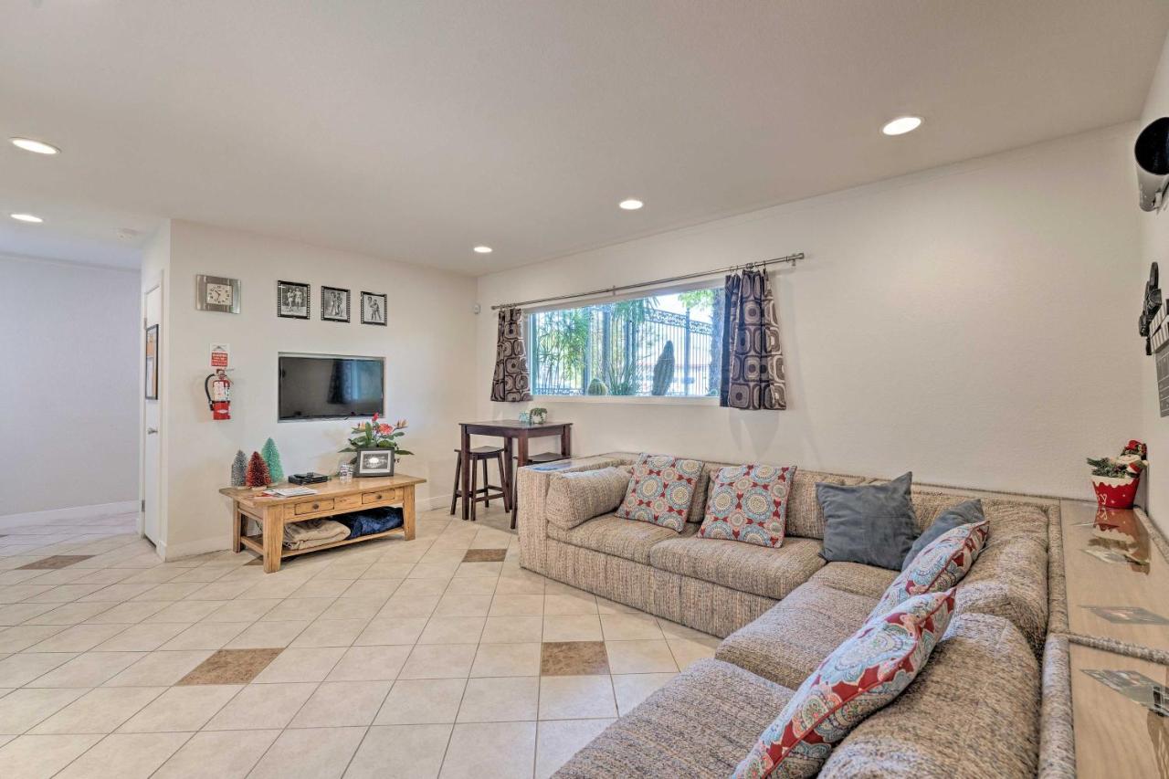 Vegas Oasis Home With Pool And Spa 7 Miles To Strip 拉斯维加斯 外观 照片