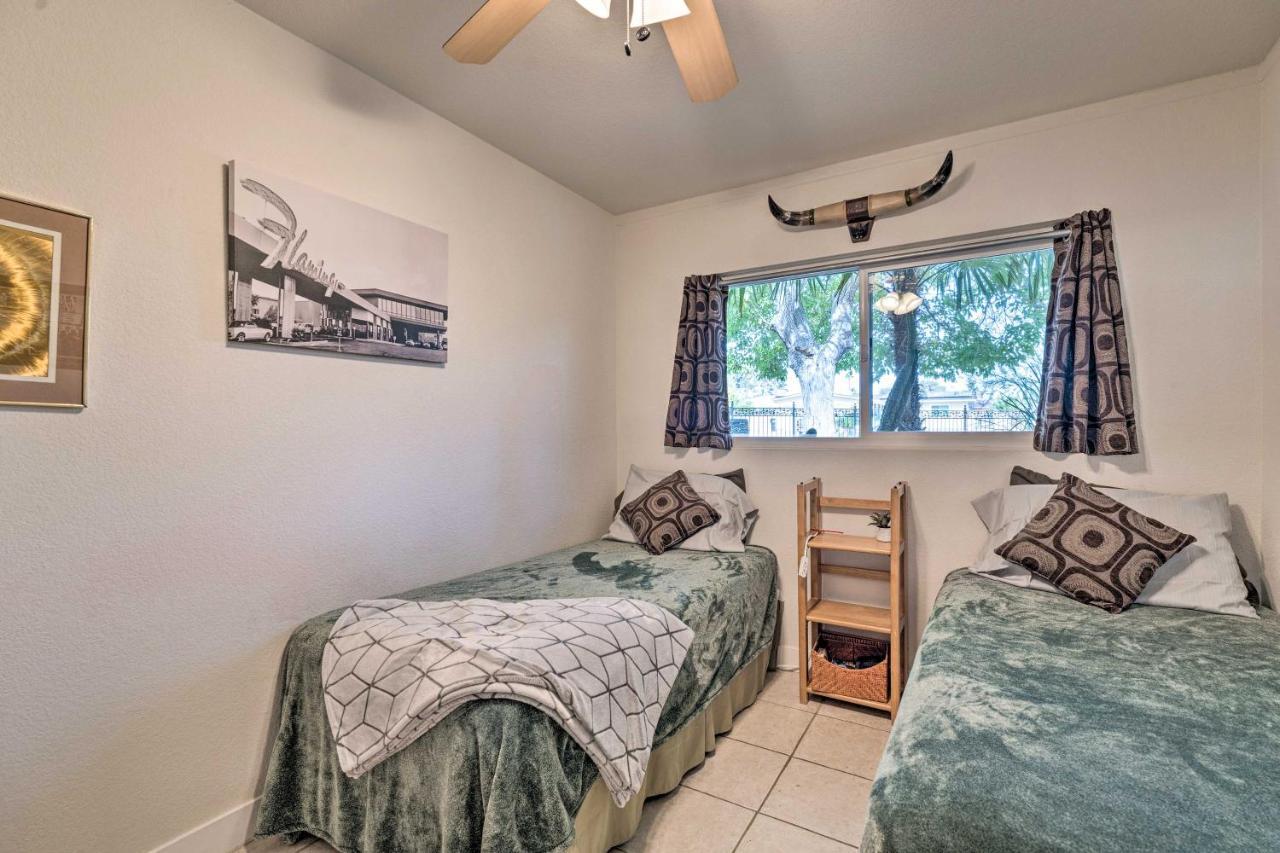 Vegas Oasis Home With Pool And Spa 7 Miles To Strip 拉斯维加斯 外观 照片